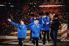 爆冷收官！济南RW侠掀翻强敌成都AG，Fly关羽再现“万军取首”